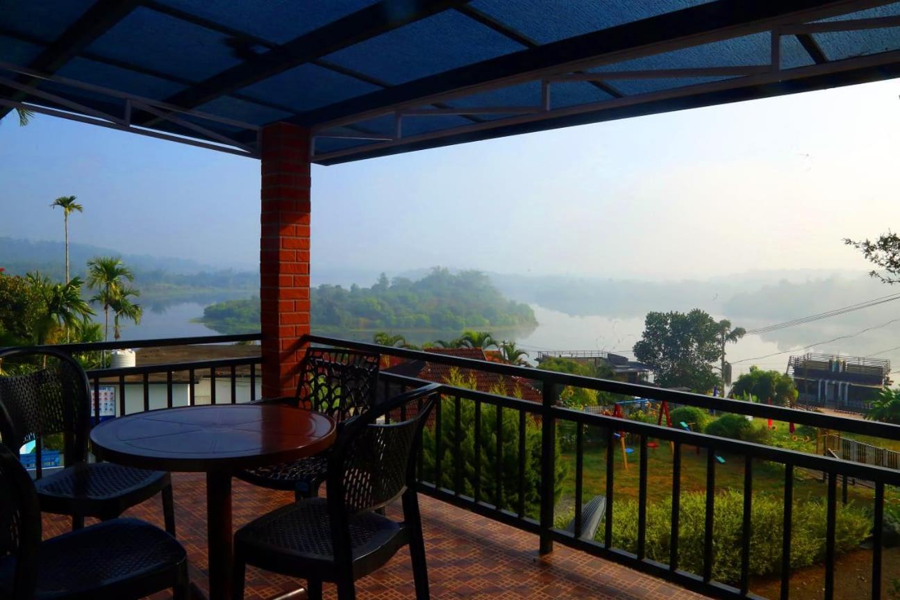 Karapuzha Water Scapes Hotel Wayanad Buitenkant foto